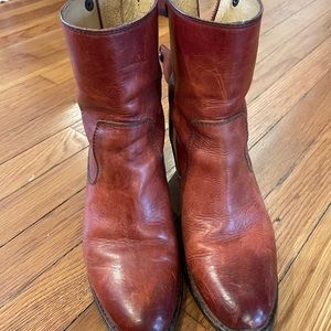 Frye ankle/mid calf boots